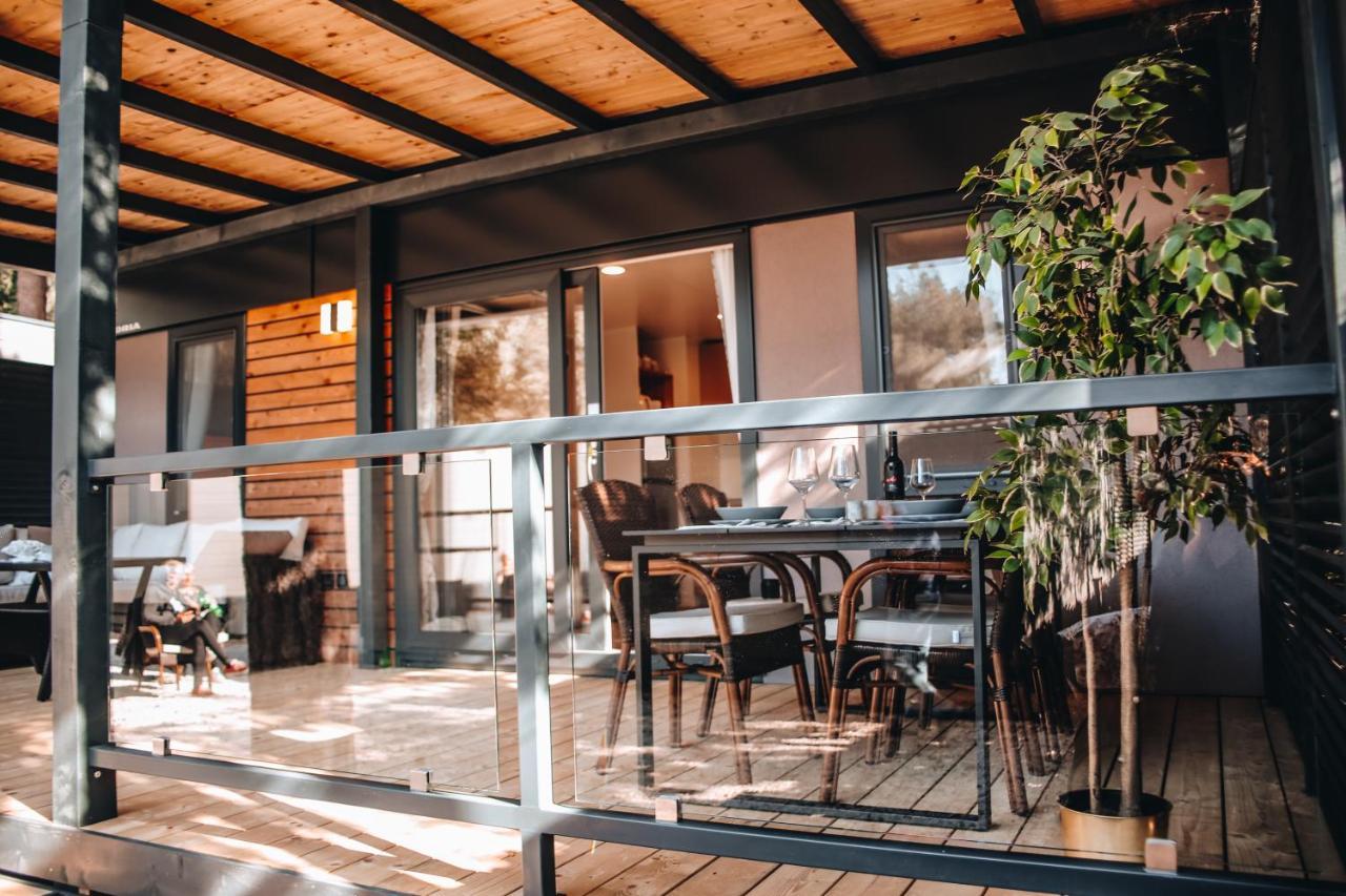 Mobile Home Kailani Nr 121, Camping Porton Biondi Rovinj Exterior photo